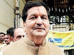 “एक तर मी नवीन प्लेयर, त्यातही ओपनिंगला उभं केलं अन् तुम्ही सर्व बाउन्सर वर बाउन्सर टाकताय”; भाजप मंत्र्याच्या उत्तराने पिकला हशा