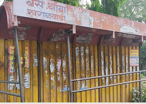 खराळवाडी बसशेडची दुरवस्था