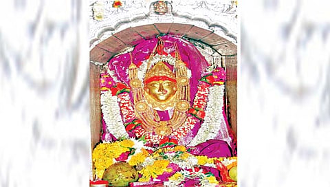 नवरात्रोत्सव विशेष  :  भाविकांचे श्रद्धास्थान मांढरदेवची काळूबाईदेवी