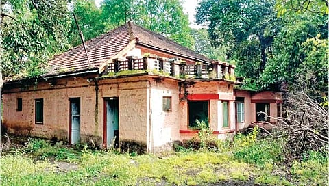 कोल्हापूर : कावळा नाका रेस्ट हाऊसची जागा खासगी विकसकाला