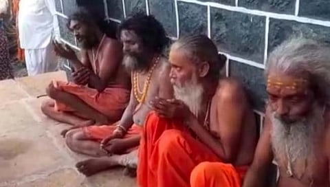 सांगली : साधूंना मारहाण प्रकरणी २२ जणांवर गुन्हा दाखल