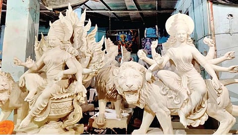 सातारा : नवरात्रौत्सव मंडळांकडून दुर्गोत्सवाचे नियोजन