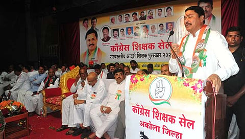 नितीन गडकरी भाजपमध्ये नाराज, त्यांनी काँग्रेसमध्ये यावं: नाना पटोलेंची ऑफर