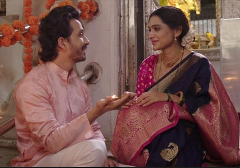 तुझेच मी गीत गात आहे  