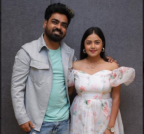 monalisa-nikhil 