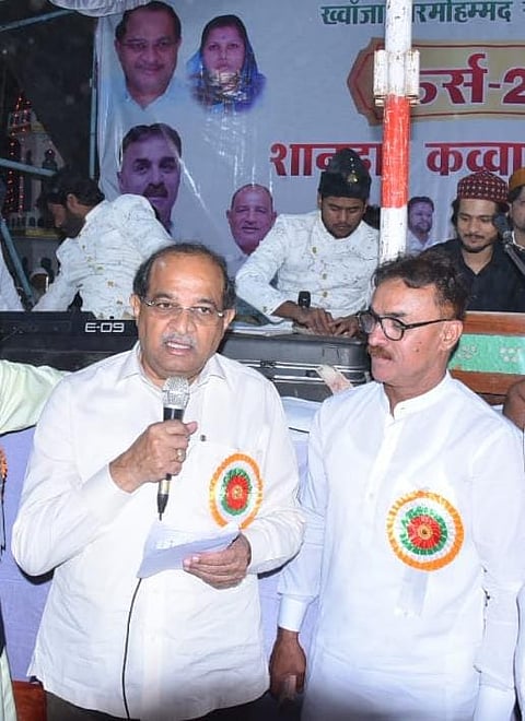 ‘मुझे दोस्‍त बना कर देख’ म्हणत विखेंनी नक्की कुणाला दिली मैत्रीची साद ? संगमनेरमध्ये रंगली चर्चा