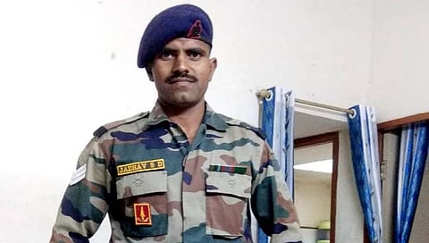 सैनिकाचे हृदयविकाराच्या धक्क्याने निधन  