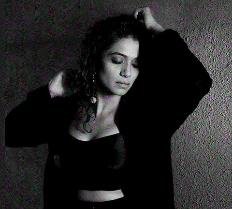 Urmila Kanetakar 