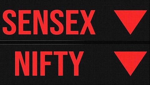 Stock Market Closing | बाजारात जोरदार विक्री, सेन्सेक्स ७०० अंकांनी घसरला, गुंतवणूकदारांना १.४३ लाख कोटींचा फटका