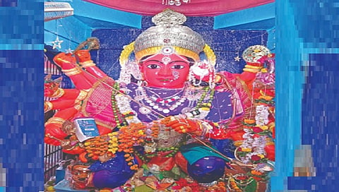 वणीच्या सप्तशृंगी देवीचे हुबेहूब रूप असलेली ‘सांडव्यावरची देवी’ ; कुठे? जाणून घ्या आख्यायिका