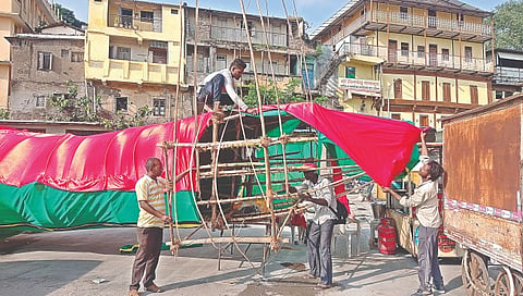 रावण दहन नाशिक गोदाघाट तयारी, (छाया: हेमंत घोरपडे)