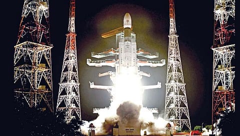 Mission LVM3 M3 | श्रीहरीकोटा येथून ‘बाहुबली’ रॉकेटचे यशस्वी प्रक्षेपण