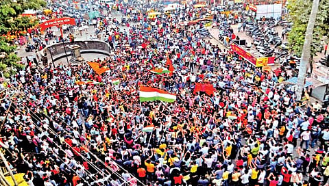 भारताच्या विजयाने शिवाजी चौकात जल्लोष