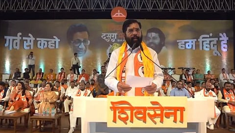 Eknath Shinde Dasara Melava : गद्दारी २०१९ मध्‍येच झाली, आम्‍ही जनतेसाठी उठाव केला : एकनाथ शिंदेंनी उध्दव ठाकरेंवर डागली तोफ