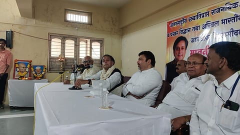 शशी थरूर