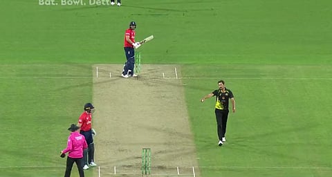 Mitchell Starc Video : भारतीय क्रिकेटर ‘दीप्ती’चे नाव घेऊन मिचेल स्टार्कची बटलरला धमकी!