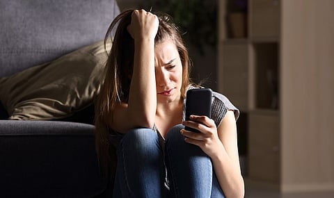 Social Media and Depression : सोशल मीडियाचा अतिवापरामुळे ‘या’ मानसिक राेगाला मिळते निमंत्रण, जाणून घ्‍या नवीन संशोधनातील निष्‍कर्ष