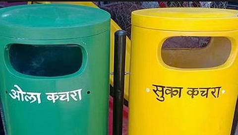 स्वच्छ महाराष्ट्र अभियानासाठी धुळे शहरात विद्यार्थ्यांच्या मदतीने जनजागृती 