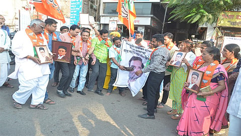 नाशिकमध्ये राहुल गांधींविरोधात भाजयुमोचे जोडे मारो आंदोलन