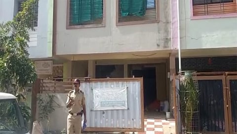 नाशिक : नराधम मोरेवर अ‍ॅट्रॉसिटीसह वेठबिगारीचा गुन्हा दाखल