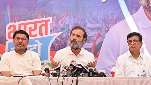 सावरकरांनी लिहून दिला होता माफीनामा, फडणवीस, भागवतांना पत्र दाखवा त्यांनाही कळेल : राहुल गांधी