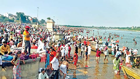 पंढरपूर : आषाढीसाठी उजनीतून भीमेत सोडले पाणी