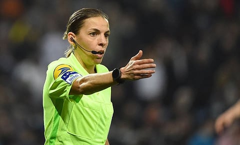 FIFA WC First Female Referee : फ्रान्‍सची स्‍टेफनी फ्रापार्ट ठरणार पुरुषांच्‍या फुटबॉल वर्ल्ड कप स्‍पर्धेतील पहिली महिला रेफ्री!