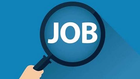 Employees Recruitment : लाखभर राज्य सरकारी पदांवर होणार दोन महिन्यांत कंत्राटी नोकर भरती