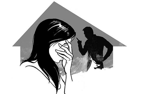 Crime : युवतीची हत्या करून मृतदेह लपविला धाब्यातील फ्रीजमध्ये ; दिल्लीतील धक्कादायक घटना