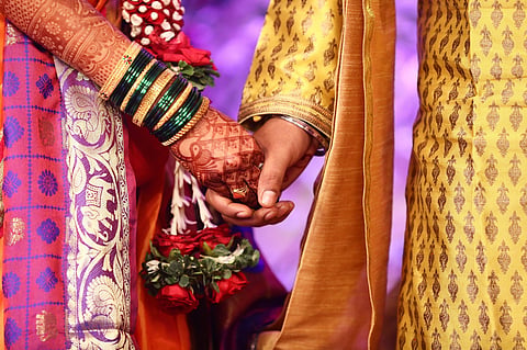 कोळपेवाडी : विवाह नोंदणी संस्था की लूटमारी केंद्र? रक्कम येताच मोबाईल ‘नॉट रिचेबल’