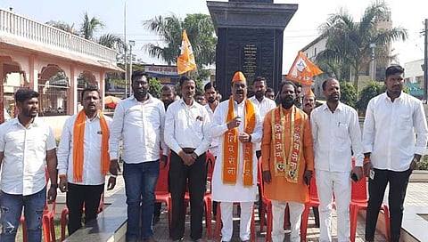 कोल्‍हापूर : राज्यपालांच्या निषेधार्थ मुरगूडमध्ये शिवसेनेचे आत्मक्लेश आंदोलन