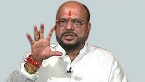 मंत्री गुलाबराव पाटील : मंत्रीपद गेलं खड्ड्यात, शिवरायांचा अवमान सहन करणार नाही