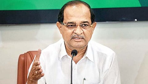 विधान परिषद निवडणुकीपूर्वीच राजीनामा द्यायला हवा होता! थोरात यांना विखे-पाटलांचा सल्ला