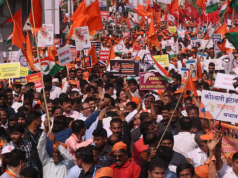 MVA’s Halla Bol Morcha : महाविकास आघाडीचे जोरदार शक्तिप्रदर्शन, मुंबईतील हल्लाबोल मोर्चाला सुरुवात