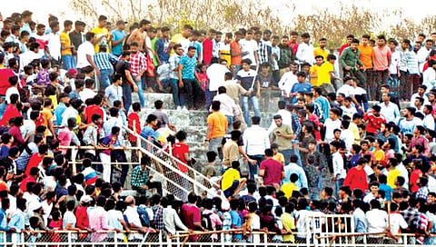 कोल्हापूर : फुटबॉल हंगामाचा प्रारंभच हाणामारीने