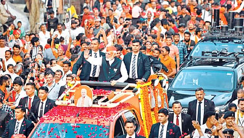 पंतप्रधान नरेंद्र मोदी यांचा 50 कि.मी.चा विक्रमी रोड शो