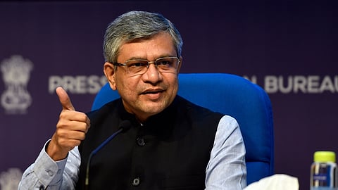 Cabinet, railway projects