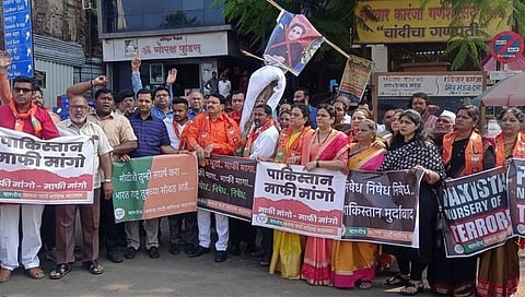 नाशिक :  पाकिस्तान विरोधी आंदोलन नाशिक