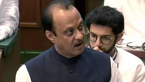 अजित पवार 