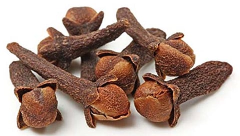 cloves  