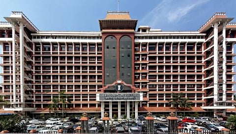 ‘पौरुषत्वा’च्या पुरातन संकल्‍पना बदलणे गरजेचे : केरळ उच्‍च न्‍यायालय
