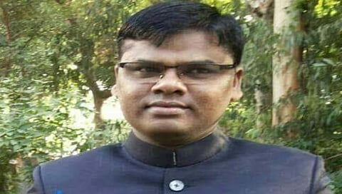 सांगली : विभागीय आयुक्तांमार्फत विट्याच्या प्रांताधिकाऱ्यांच्या चौकशीचे राधाकृष्ण विखे पाटील यांनी दिले आदेश