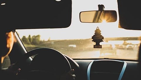 Long Drive Story : असला नवरा नको गं बाई..! नवर्‍याच्‍या विसरभोळेपणामुळे बायकोची झाली २० किलोमीटर पायपीट…