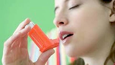 थंडीत दम्याच्या रुग्णांनी ‘या’ पदार्थांचे सेवन टाळावे