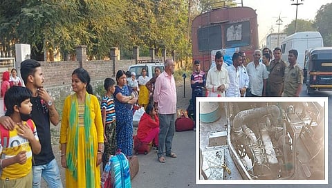 मनमाड : बसचालकाच्या प्रसंगावधानतेमुळे बसमधून खाली उतरताना प्रवाशी. (छाया: रईस शेख) 