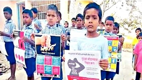 सांगली : बाबा… नका पिऊ दारू; मुलाच्या हट्टाने ते झाले व्यसनमुक्त