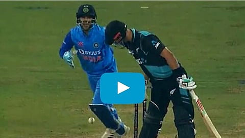 Video : याला म्‍हणतात ‘फिरकी’ घेणे…कुलदीपच्‍या ‘स्‍पिन’ने मिशेलची ‘दांडी गुल’