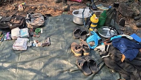 गडचिरोली : वेडमपल्ली जंगलात पोलीस-नक्षलींमध्‍ये चकमक, शस्त्रसाठा जप्‍त