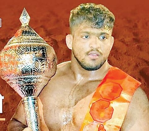 महाराष्ट्र केसरी किताबावर खेडची तिसर्‍यांदा मोहोर; बनकर पिता-पुत्रांनंतर शिवराजची पुरस्कारावर मोहोर
