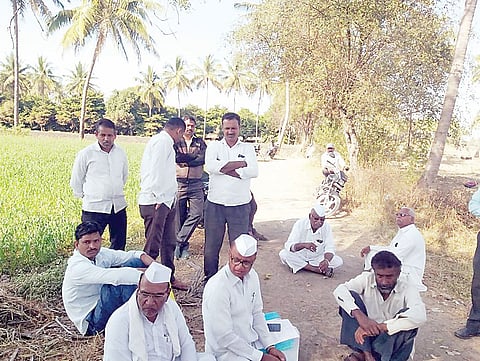 सुरत-हैद्राबाद महामार्ग मोजणीला विरोध; जमिनीचा संपूर्ण मोबदला देण्याची शेतकर्‍यांची मागणी